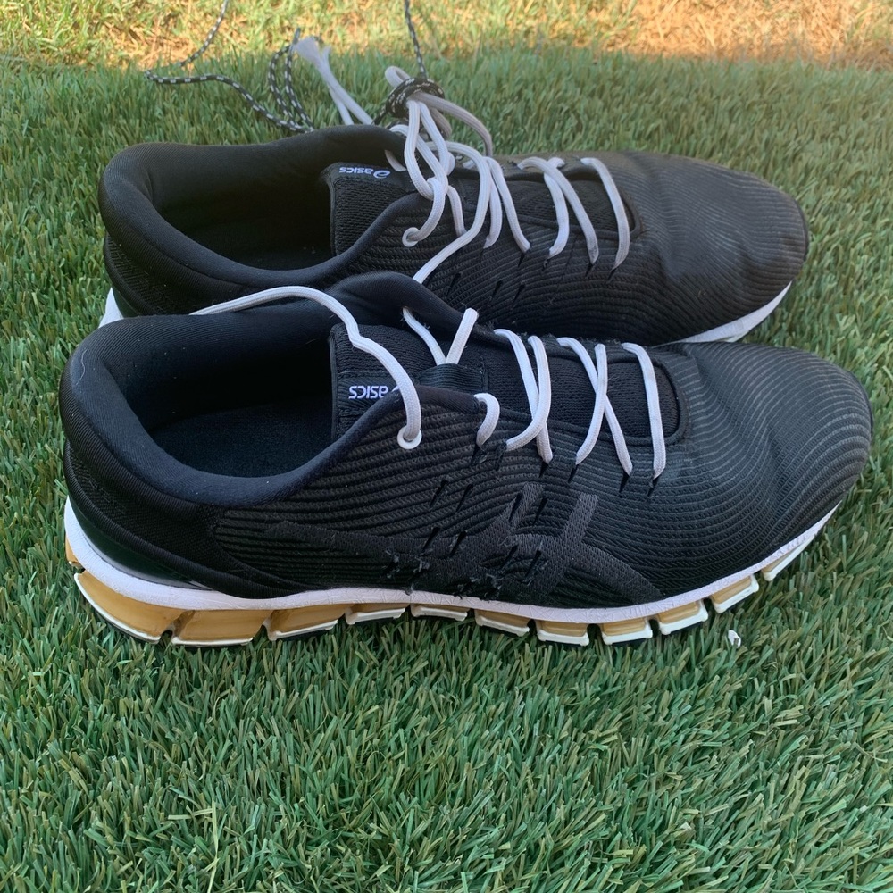Men’s Asics Gel Quantum 360 Running Shoes sz 11